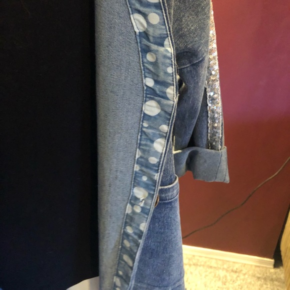 Denim jacket - Picture 3 of 7